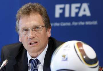 valcke asks brazil to adopt law needed for wcup