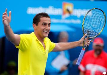 almagro beats volandri to win 3rd brazil open