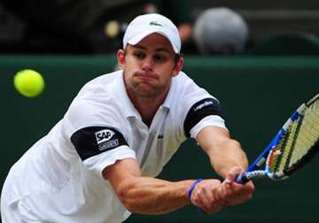 andy roddick crashes out of wimbledon