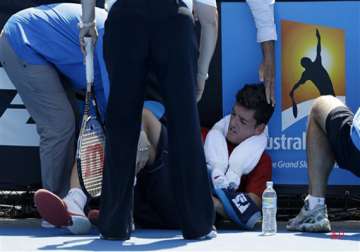 australian open heat wave hits tournament one player fainted