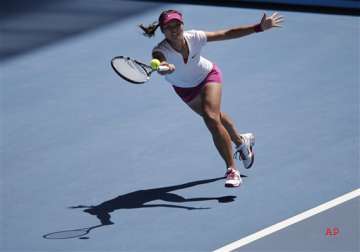 australian open li na advances to 4th round