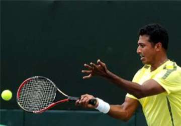 australian open bhupathi petrova enter second round