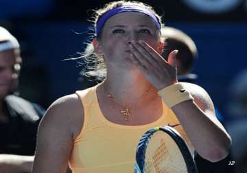 azarenka to meet li na in aus open final