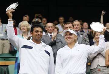 bhupathi vesnina end as wimbledon mixed doubles runners up