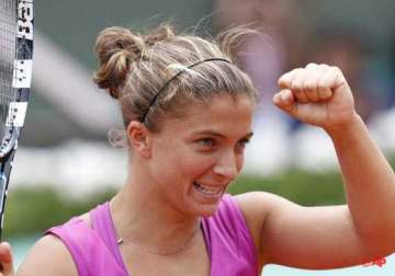 errani defeats kuznetsova in french open