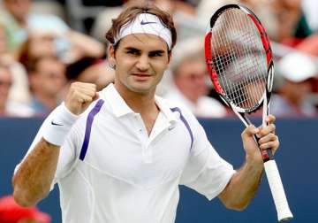 feathers federer both on centre court on wet day