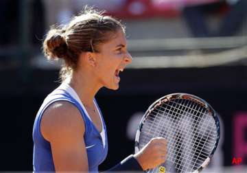 fed cup italy beats russia to win 4th title