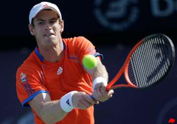federer murray into 2nd round in dubai