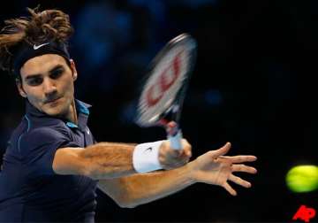 federer routs rival nadal 6 3 6 0 at atp finals