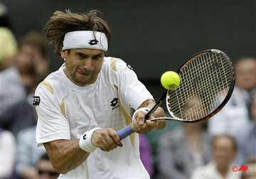 ferrer defeats del potro to reach 1st wimbledon qf