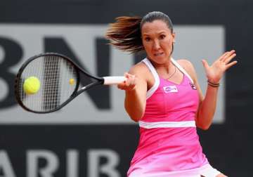 french open former no. 1 jelena jankovic advances