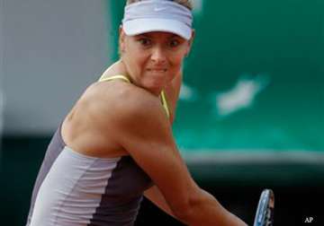 french open sharapova wins easily nadal starts slow