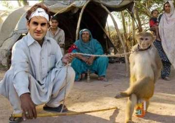 roger federer visits india courtesy indian fans and photoshop