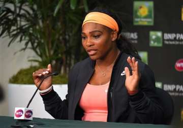 serena williams withdraws from indian wells with knee injury