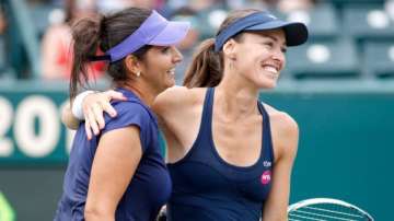 sania in semifinals bopanna crashes out in rome