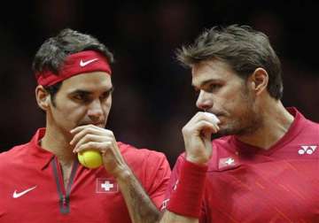 federer fit for doubles in davis cup final