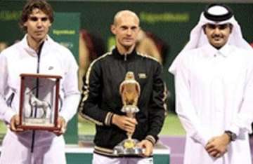davydenko beats nadal to win qatar open title
