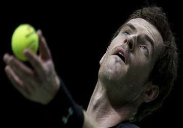 no smile on andy murray s face even after belly dancer dances front of tennis star