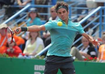 federer advances to istanbul open final