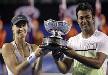 australian open 2015 paes hingis clinch mixed doubles crown
