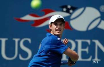 murray through at us open roddick crashes out