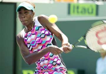 venus williams beats wozniacki to reach miami open quarters