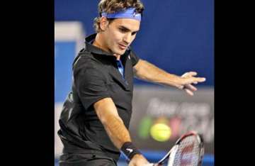 federer sets up swiss indoors final with djokovic