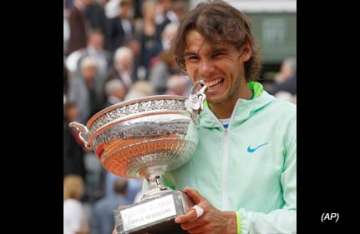 nadal beats soderling for 5th french title