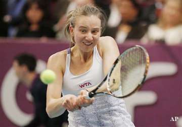 italy beats us to progress to fed cup semifinals