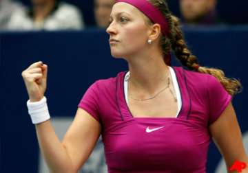 kvitova wins istanbul opener against zvonareva