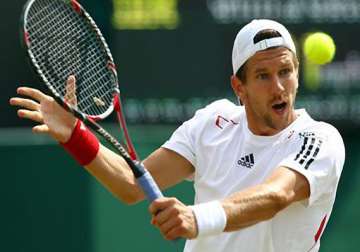 melzer gives austria 1 0 lead over russia