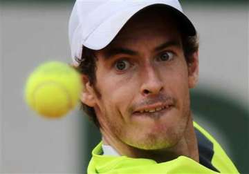 murray advances to 2nd round at french open