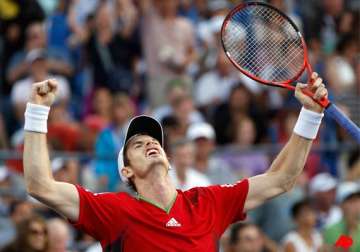 murray struggles into us open 3rd round