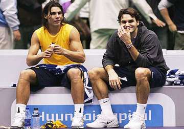 federer wins 1 000th match will face nadal