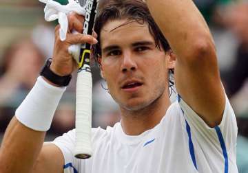 nadal beats muller in 3 sets to reach 4th round