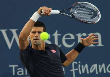 novak djokovic makes a shaky start at cincinnati