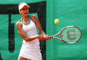 poland s linette annexes necc itf title