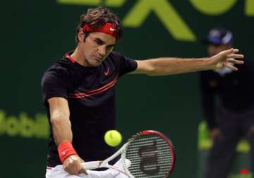 roger federer pulls out of qatar open semifinals