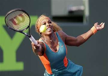 serena williams wins opening match at sony open.