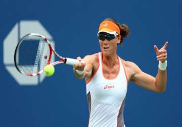 stosur advances to 2nd round at japan open