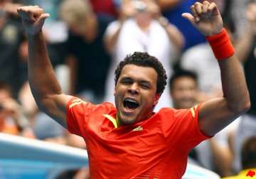 tsonga through to 4th round at australian open