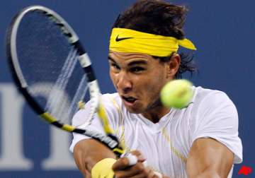 us open nadal has shaky start to title defence