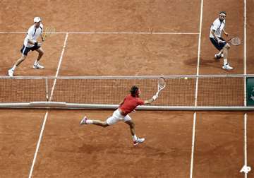 us sweeps federer s switzerland out of davis cup