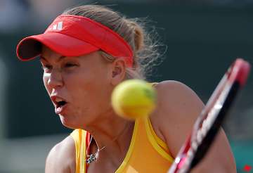 wozniacki knocked out in 3rd round of french open