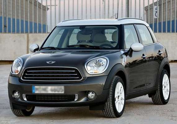 Bmw Launches Mini Cooper Diesel In India At Rs 25 60 Lakh India News India Tv