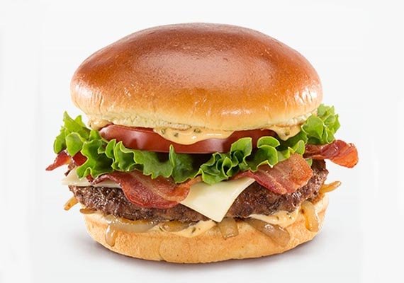 junk food brands using facebook to target young people