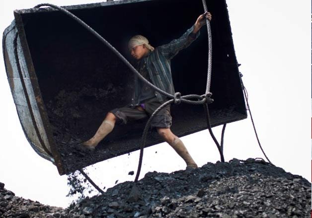 coal auction hits legal other roadblocks one mine on offer