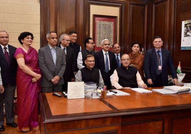 budget 2016 fm jaitley faces tough task for balancing needs
