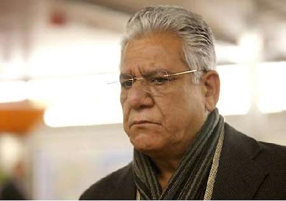 actor om puri arrested released on bail in assault case