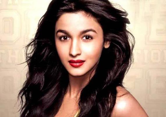 Alia Bhatt Wants To Paint Hrithik Roshan Bollywood News India Tv